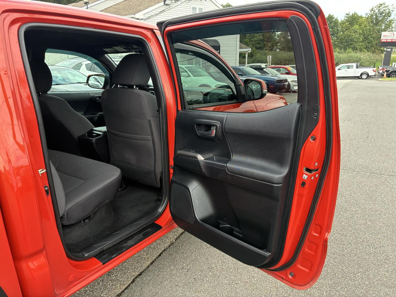 Toyota Tacoma SR5 Double Cab Long Bed V6 6AT 4WD 2016