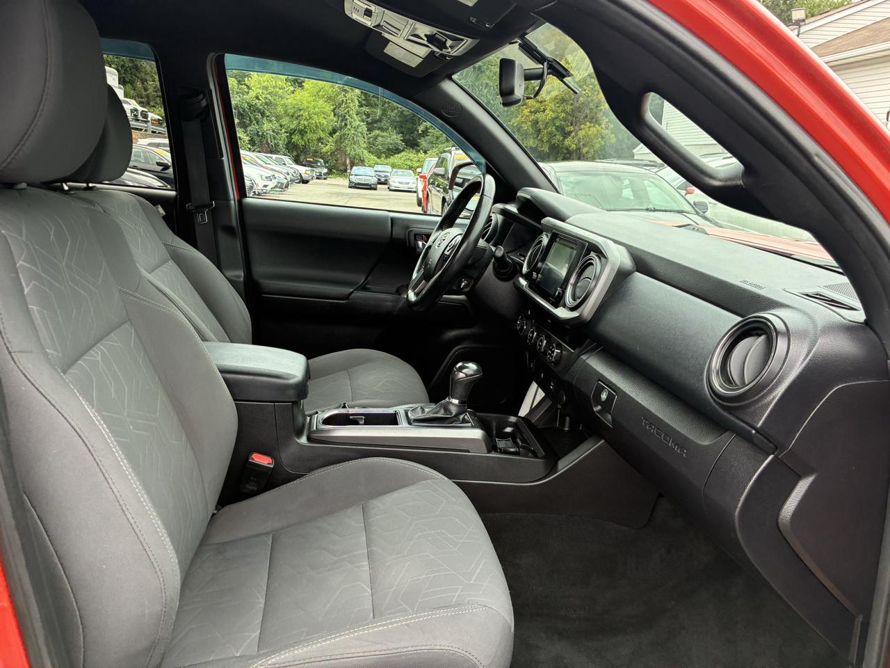 Toyota Tacoma SR5 Double Cab Long Bed V6 6AT 4WD 2016