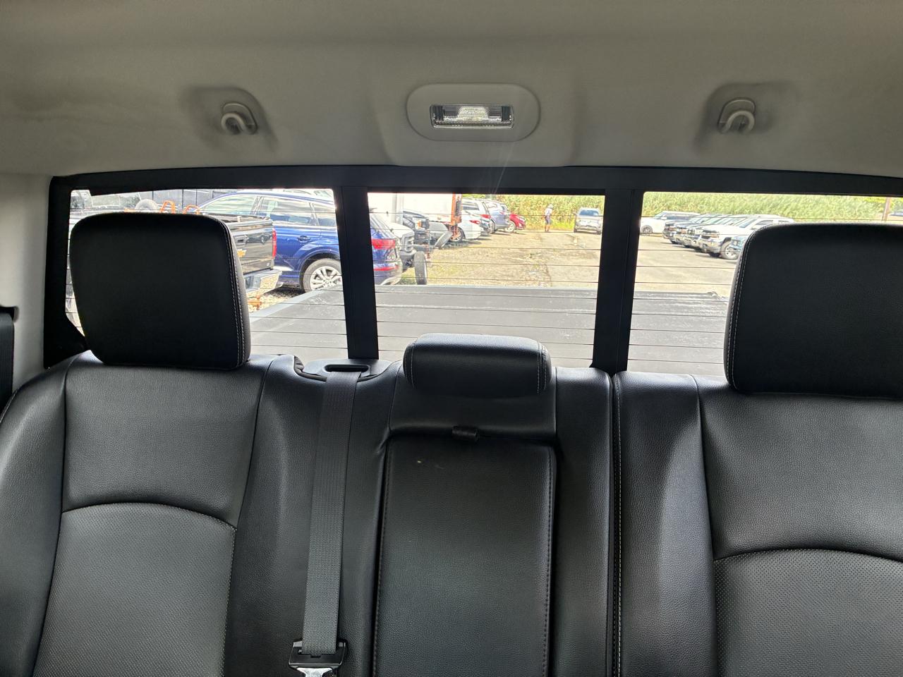 RAM 1500 Laramie Crew Cab SWB 4WD 2014