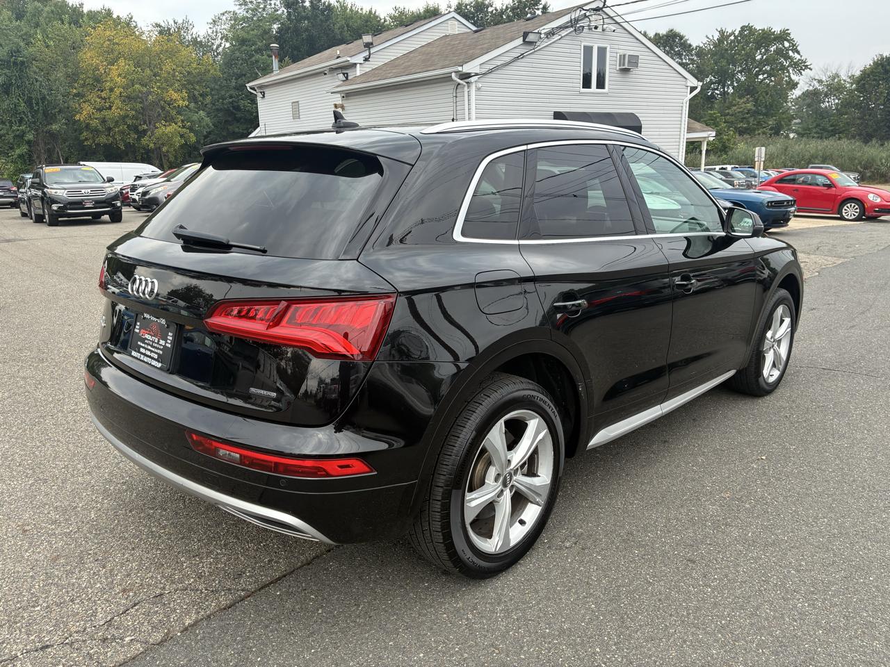 Audi Q5 2.0T Premium Plus quattro 2020