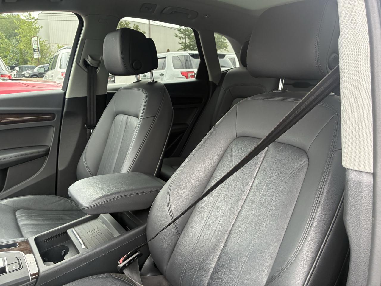 Audi Q5 2.0T Premium Plus quattro 2020