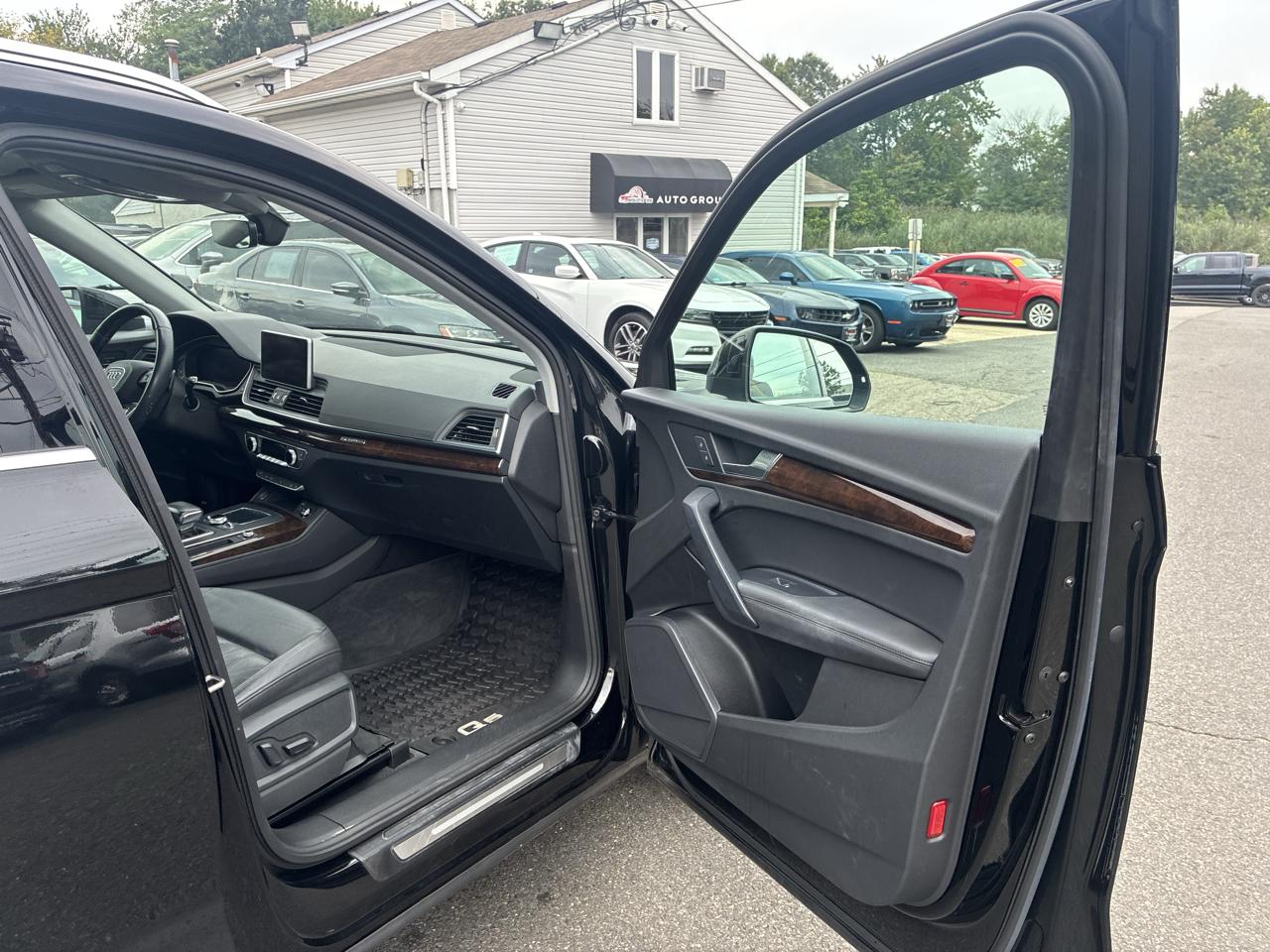 Audi Q5 2.0T Premium Plus quattro 2020