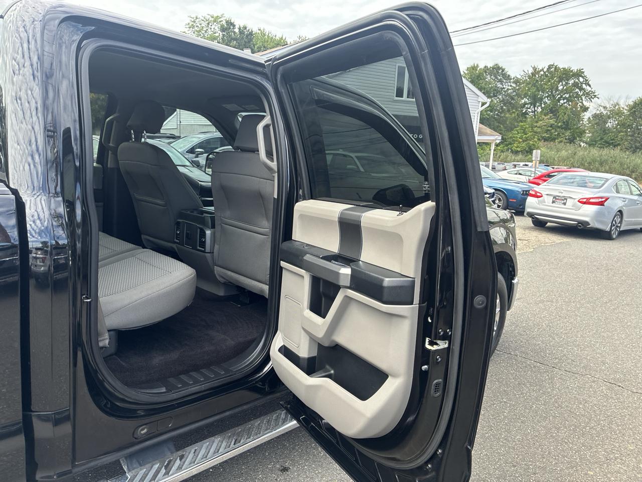 Ford F-150 XLT SuperCrew 5.5-ft. Bed 2WD 2016