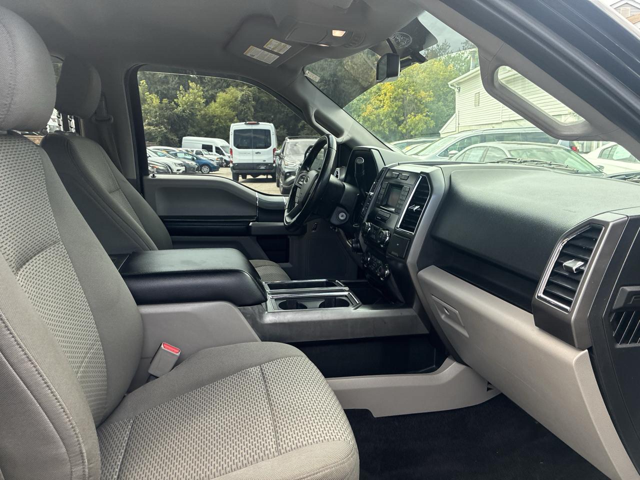 Ford F-150 XLT SuperCrew 5.5-ft. Bed 2WD 2016