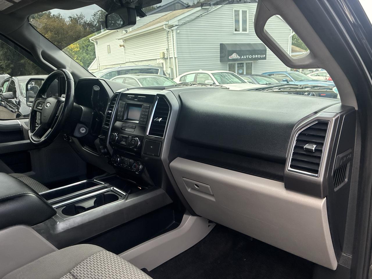 Ford F-150 XLT SuperCrew 5.5-ft. Bed 2WD 2016