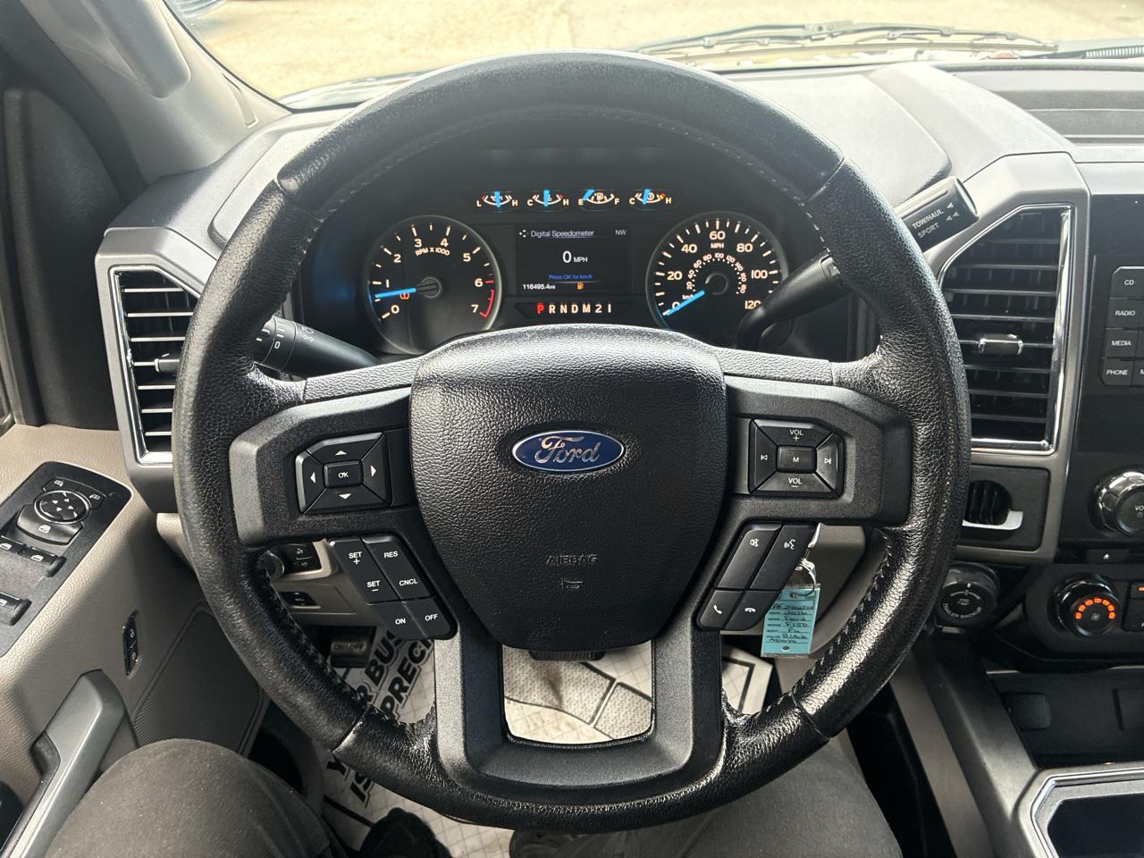 Ford F-150 XLT SuperCrew 5.5-ft. Bed 2WD 2016