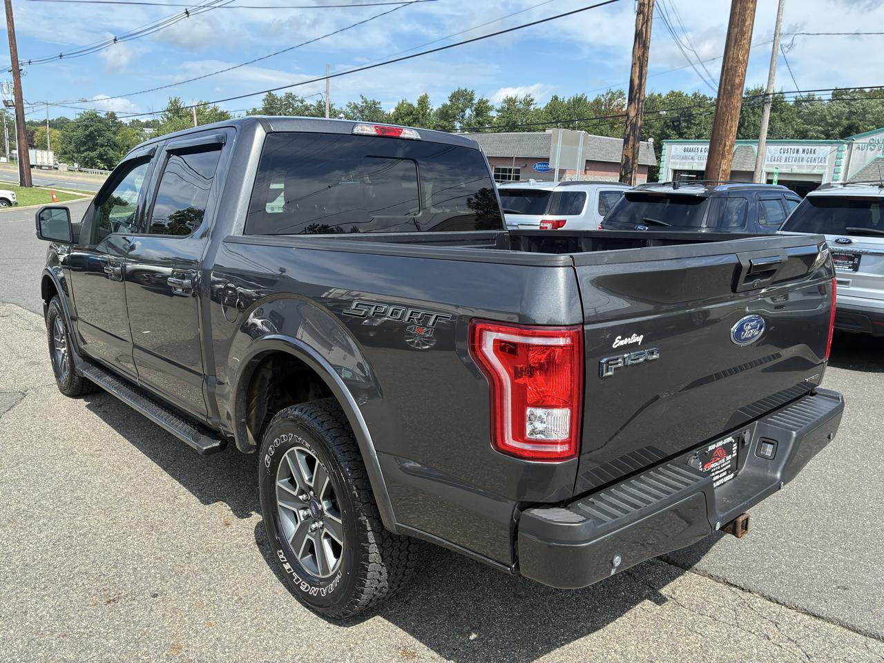 Ford F-150 XLT SuperCrew 5.5-ft. Bed 4WD 2016