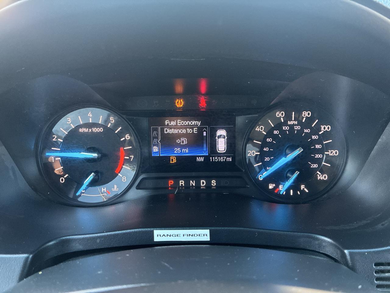 Ford Explorer Base 4WD 2016