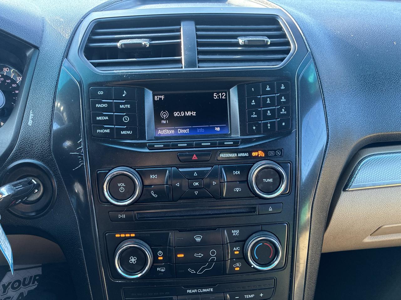 Ford Explorer Base 4WD 2016