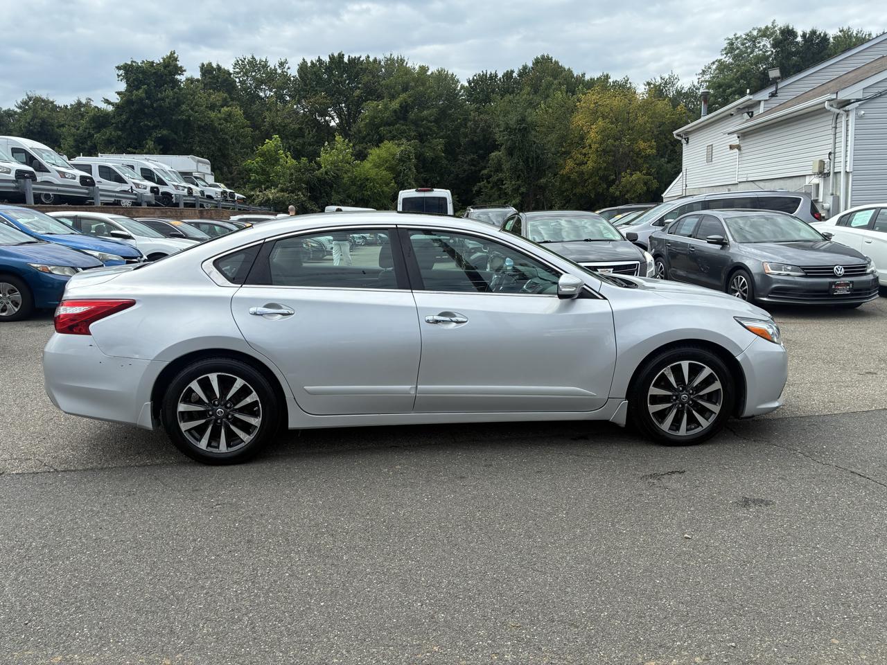 Nissan Altima 2.5 SR 2016