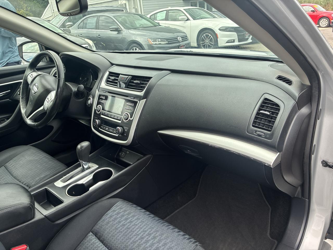 Nissan Altima 2.5 SR 2016