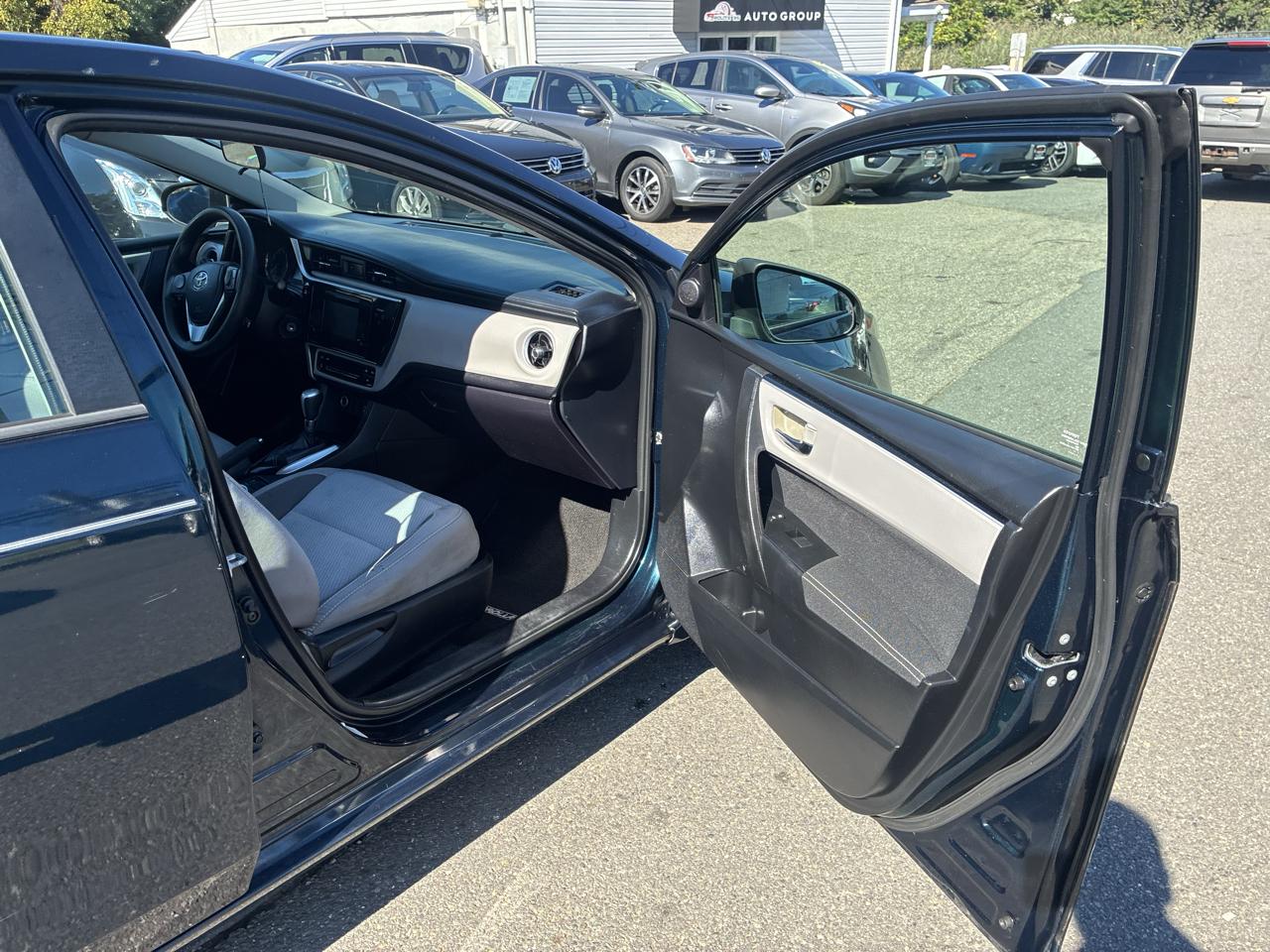 Toyota Corolla LE CVT 2017
