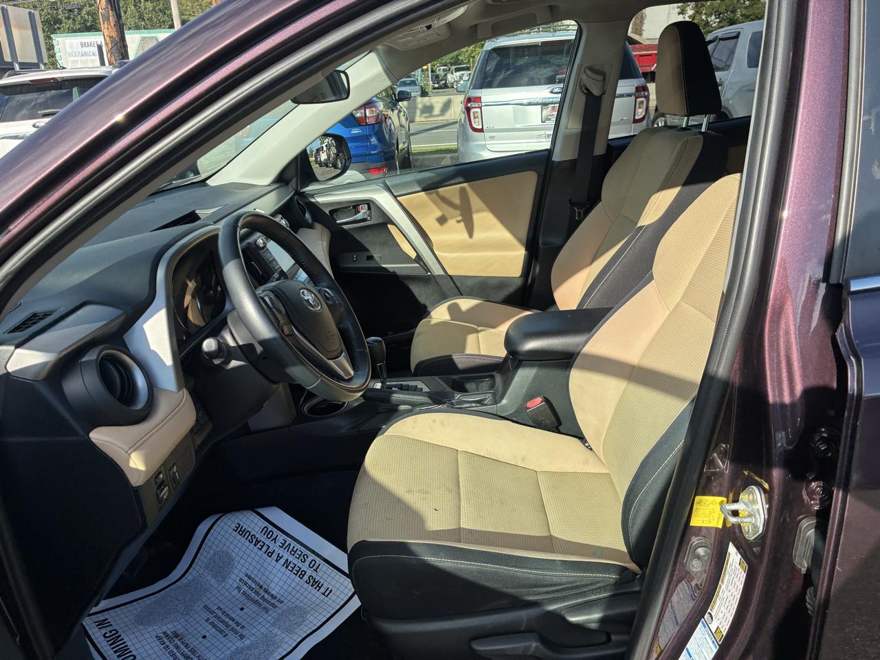 Toyota RAV4 XLE AWD 2016