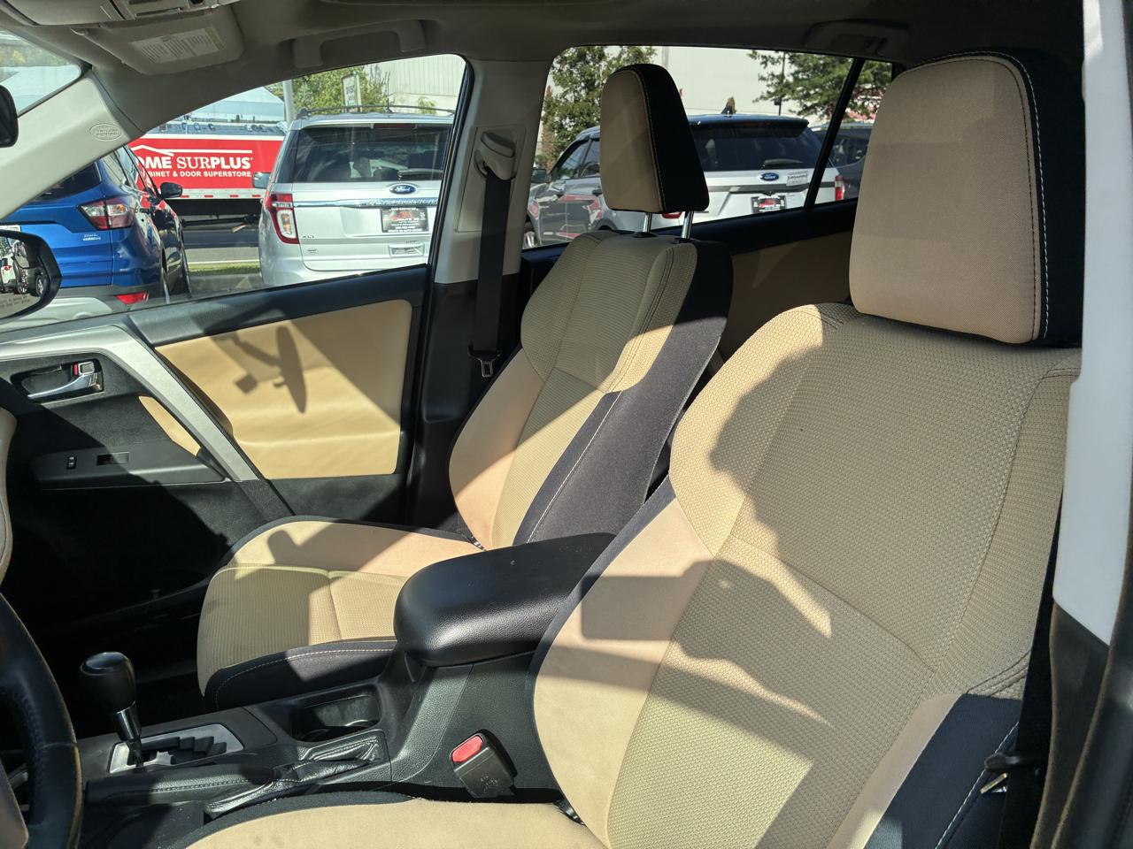 Toyota RAV4 XLE AWD 2016
