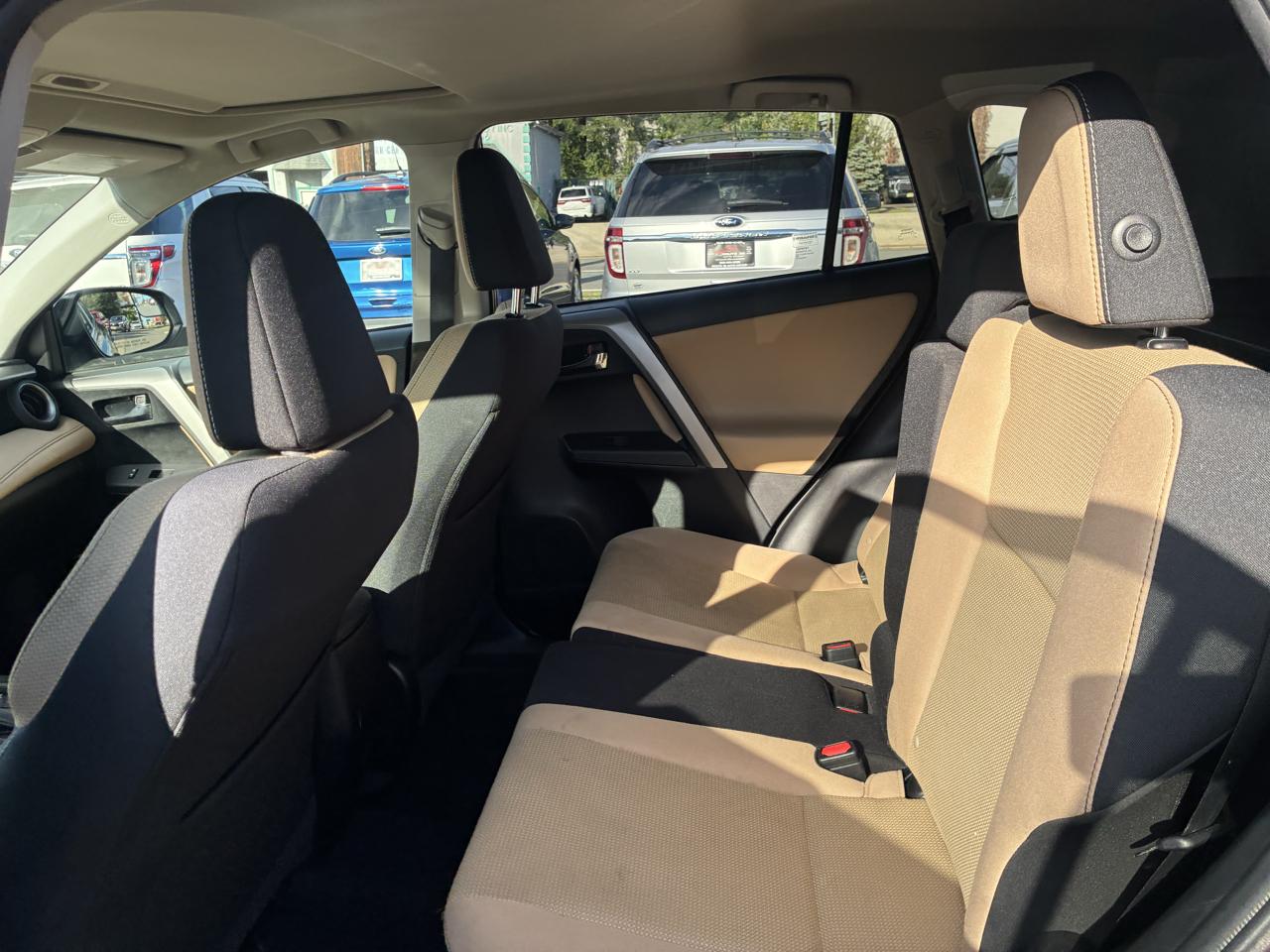 Toyota RAV4 XLE AWD 2016
