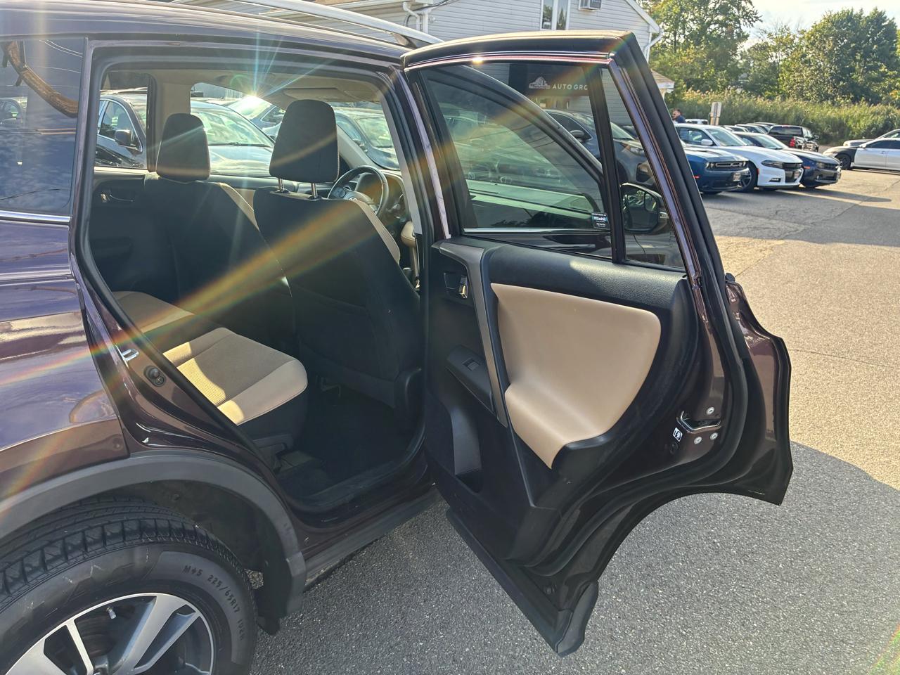 Toyota RAV4 XLE AWD 2016