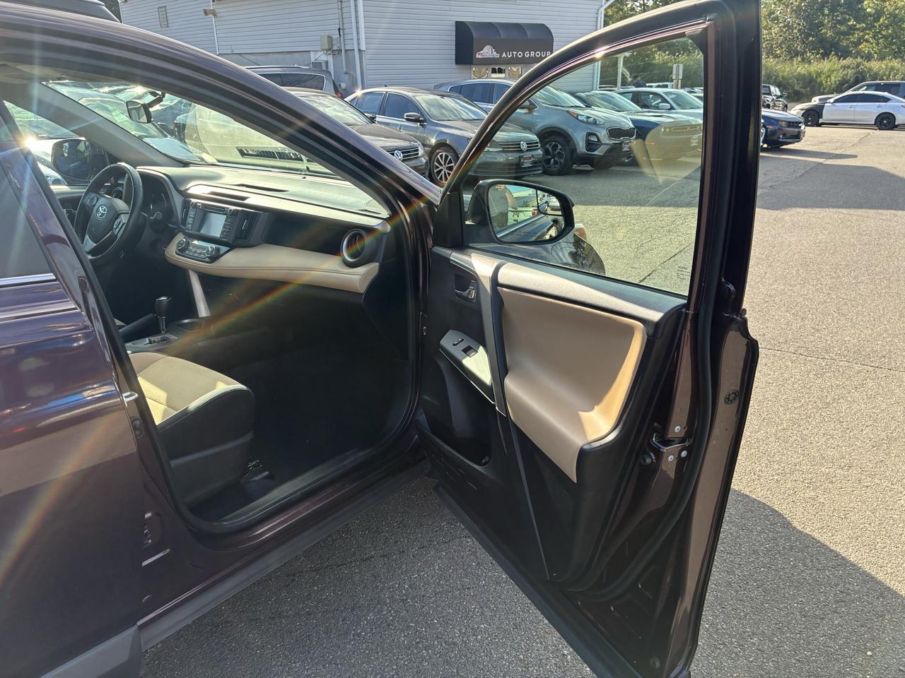 Toyota RAV4 XLE AWD 2016