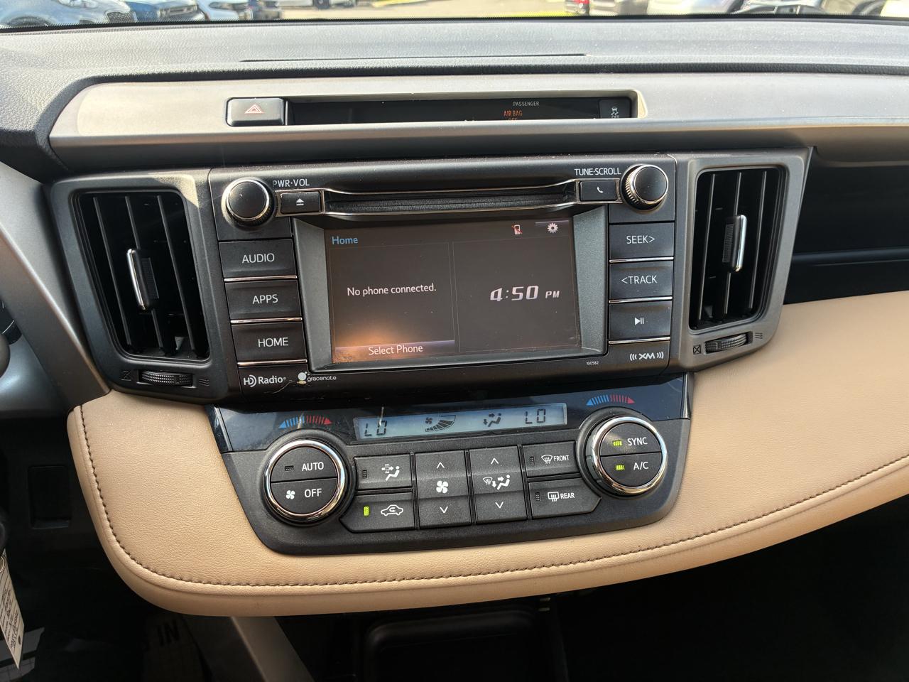 Toyota RAV4 XLE AWD 2016