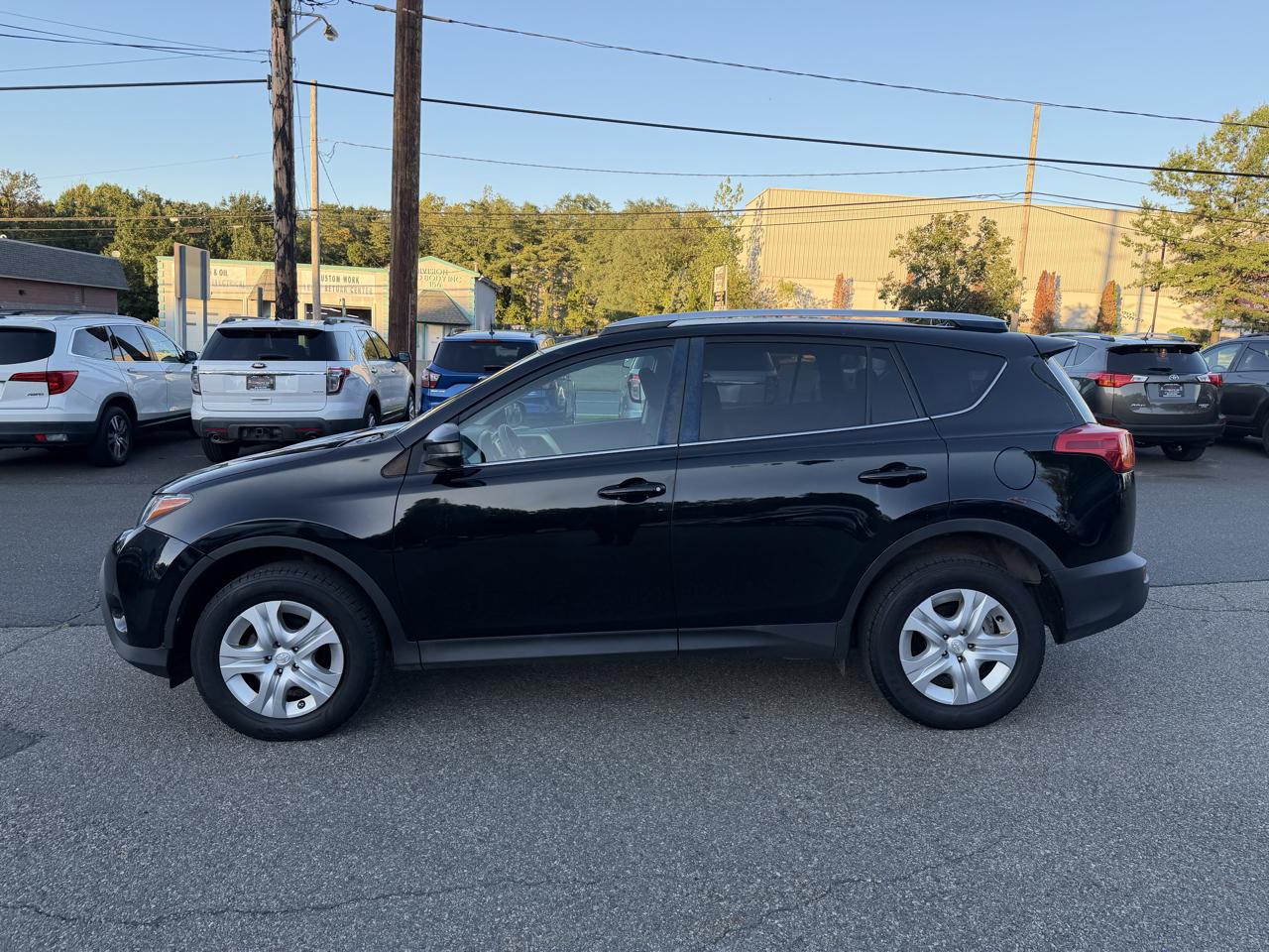 Toyota RAV4 LE AWD 2014