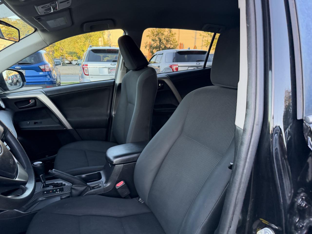 Toyota RAV4 LE AWD 2014