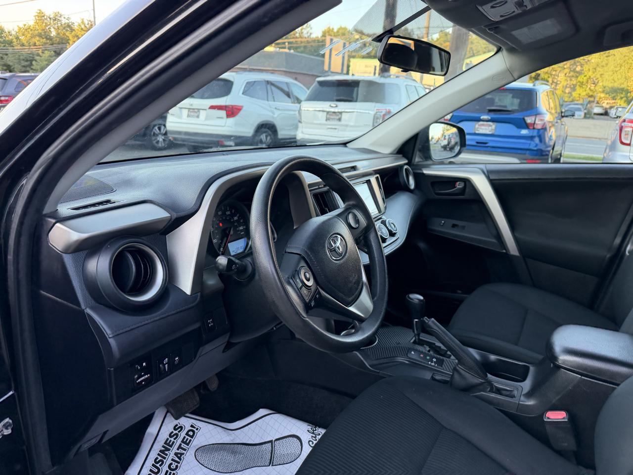 Toyota RAV4 LE AWD 2014
