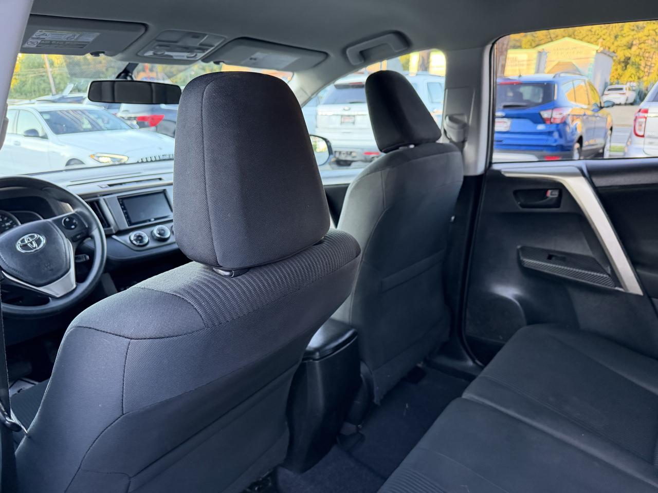 Toyota RAV4 LE AWD 2014