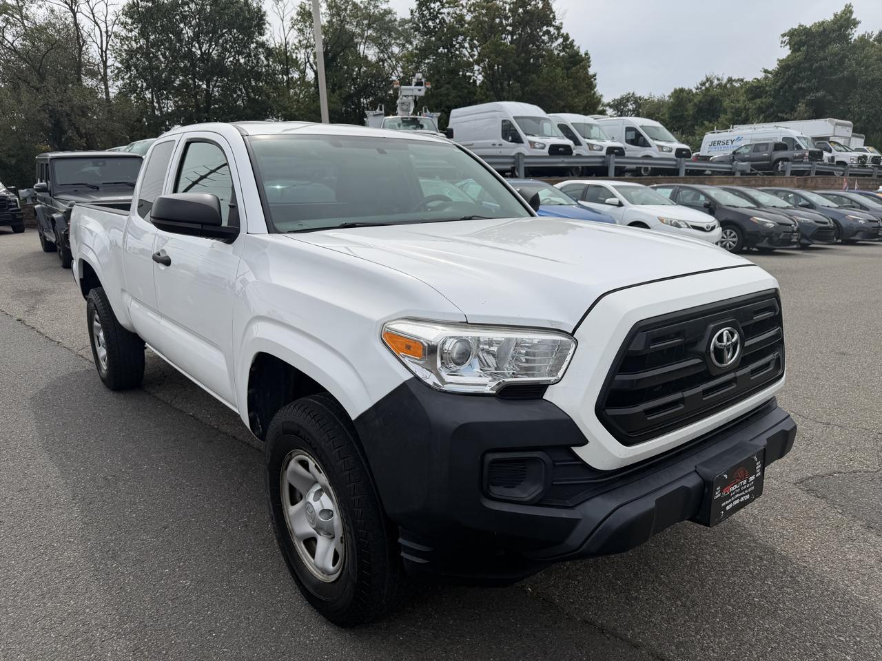 Toyota Tacoma SR5 Access Cab I4 6AT 2WD 2016