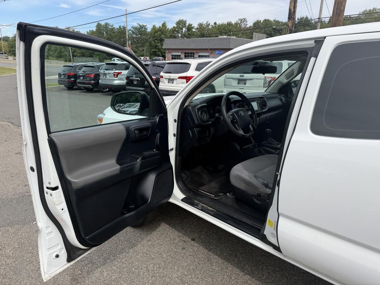 Toyota Tacoma SR5 Access Cab I4 6AT 2WD 2016