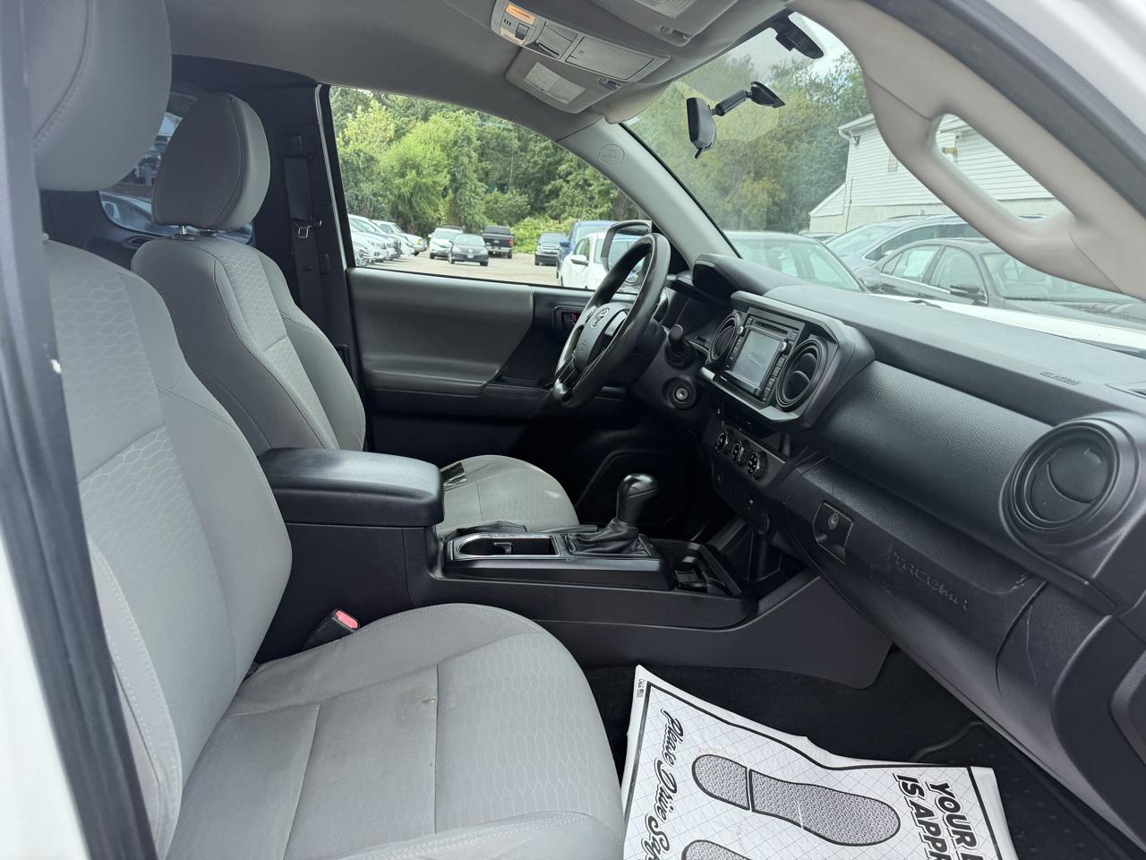 Toyota Tacoma SR5 Access Cab I4 6AT 2WD 2016