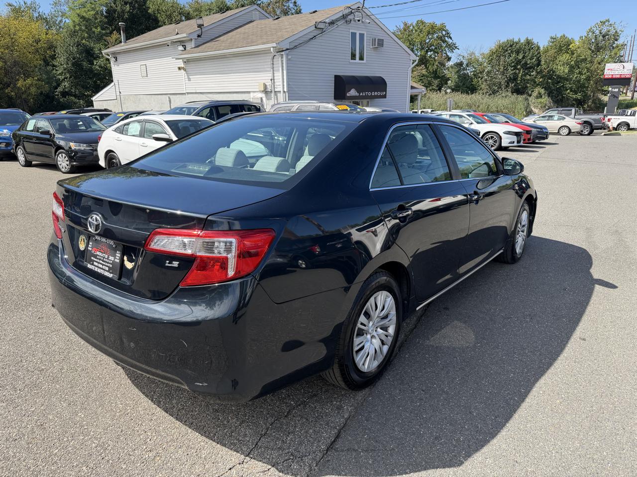 Toyota Camry LE 2014