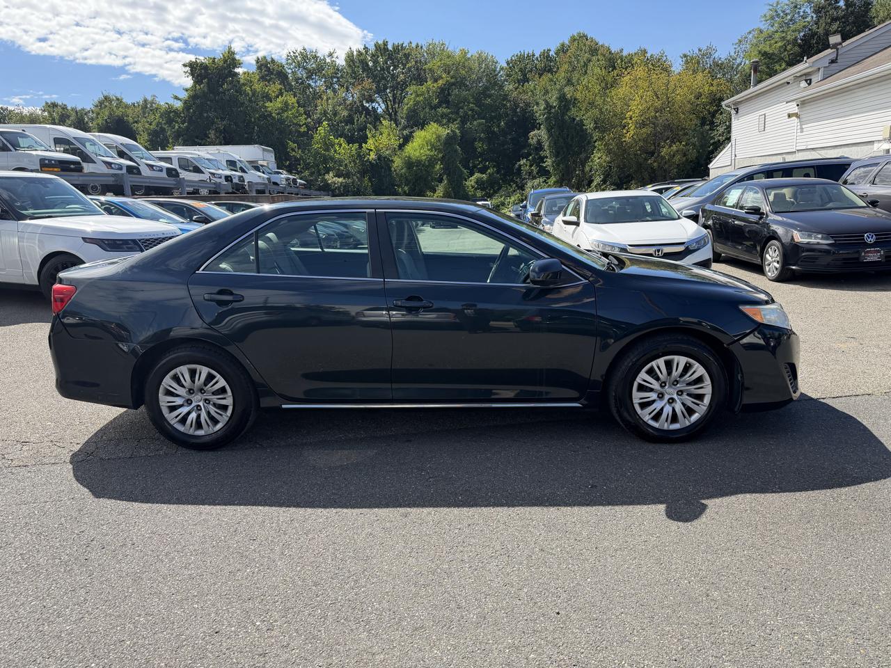 Toyota Camry LE 2014