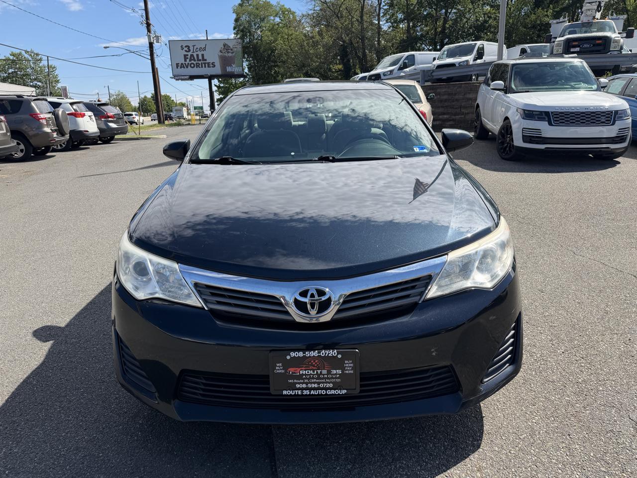 Toyota Camry LE 2014