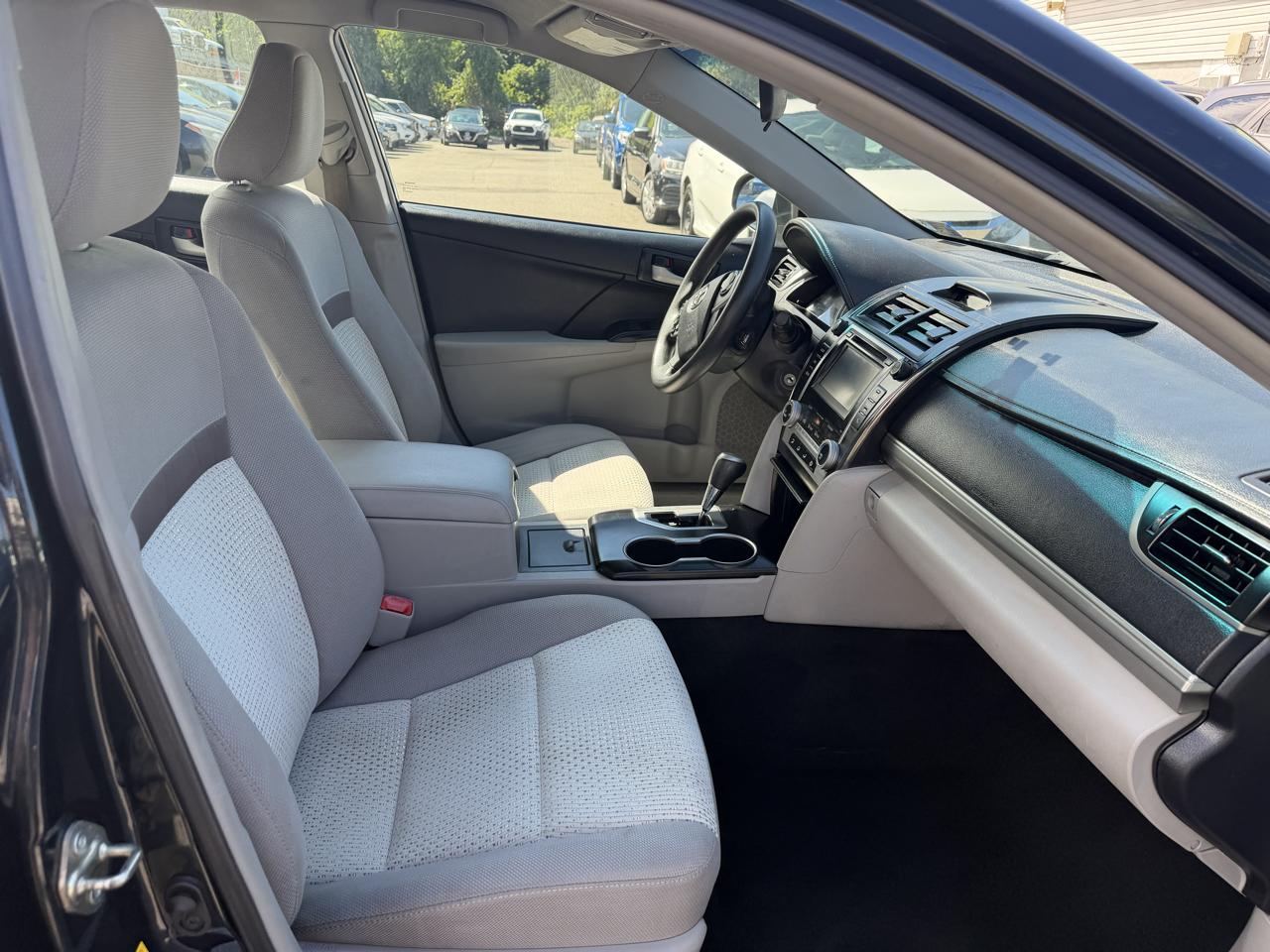 Toyota Camry LE 2014