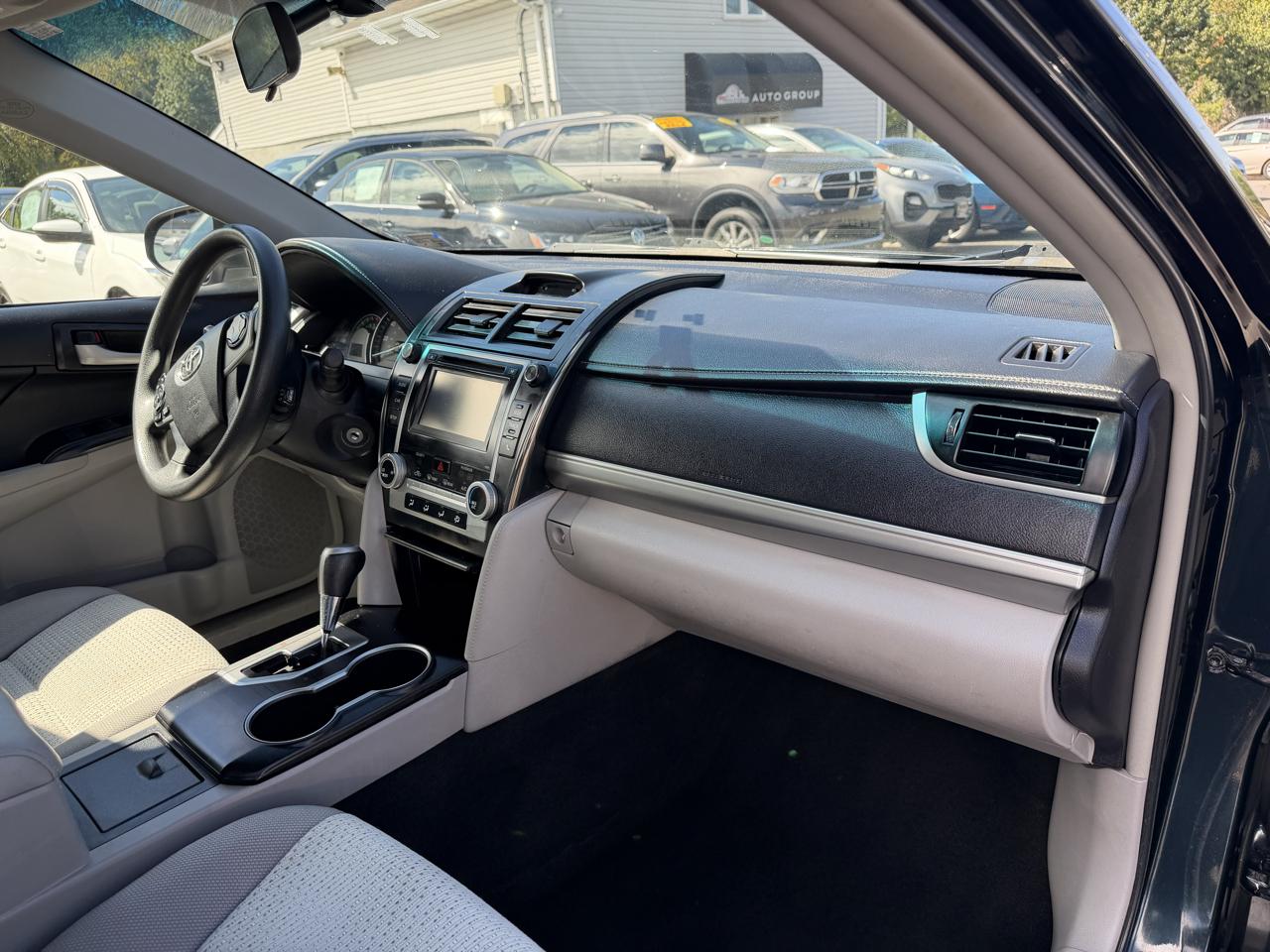 Toyota Camry LE 2014