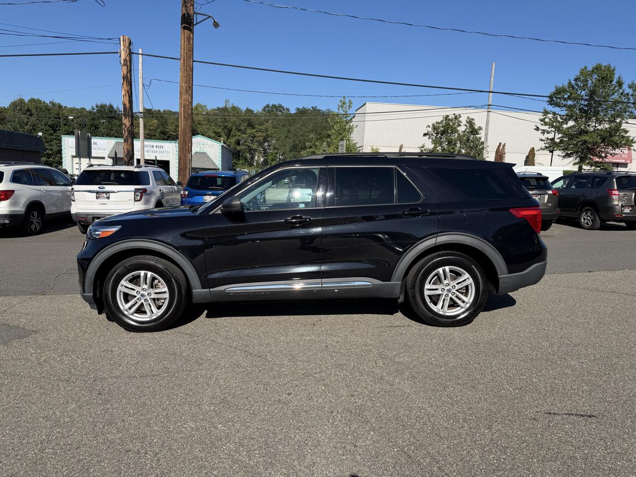Ford Explorer XLT AWD 2021