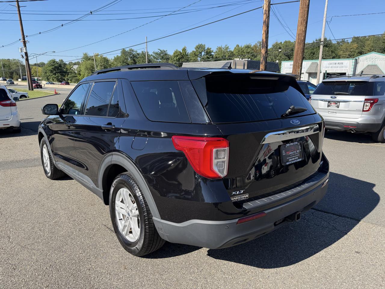 Ford Explorer XLT AWD 2021