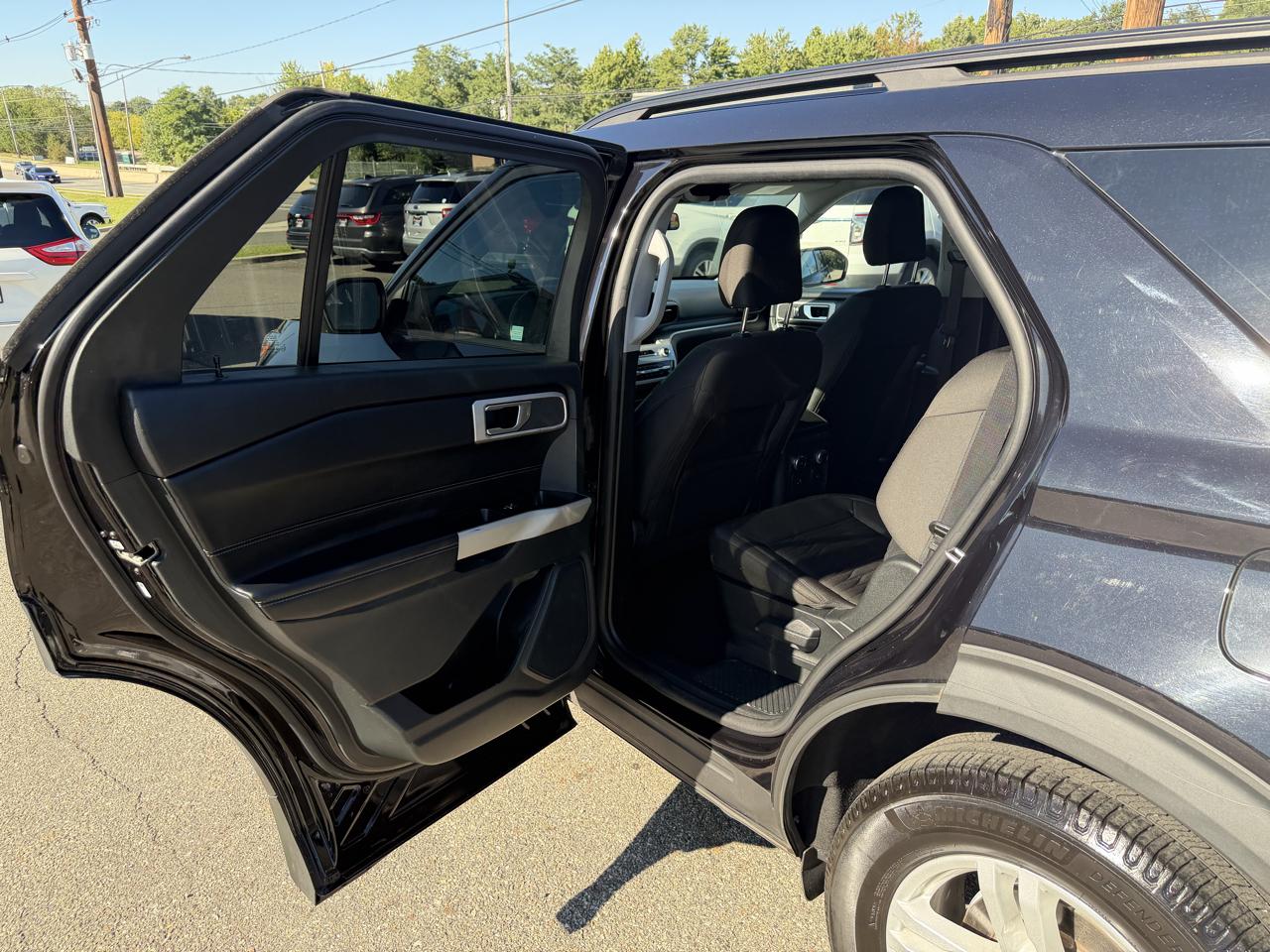 Ford Explorer XLT AWD 2021