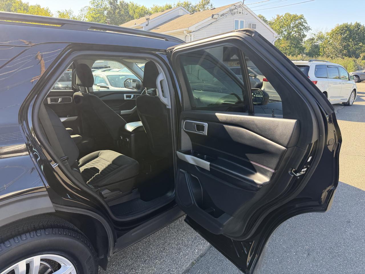 Ford Explorer XLT AWD 2021