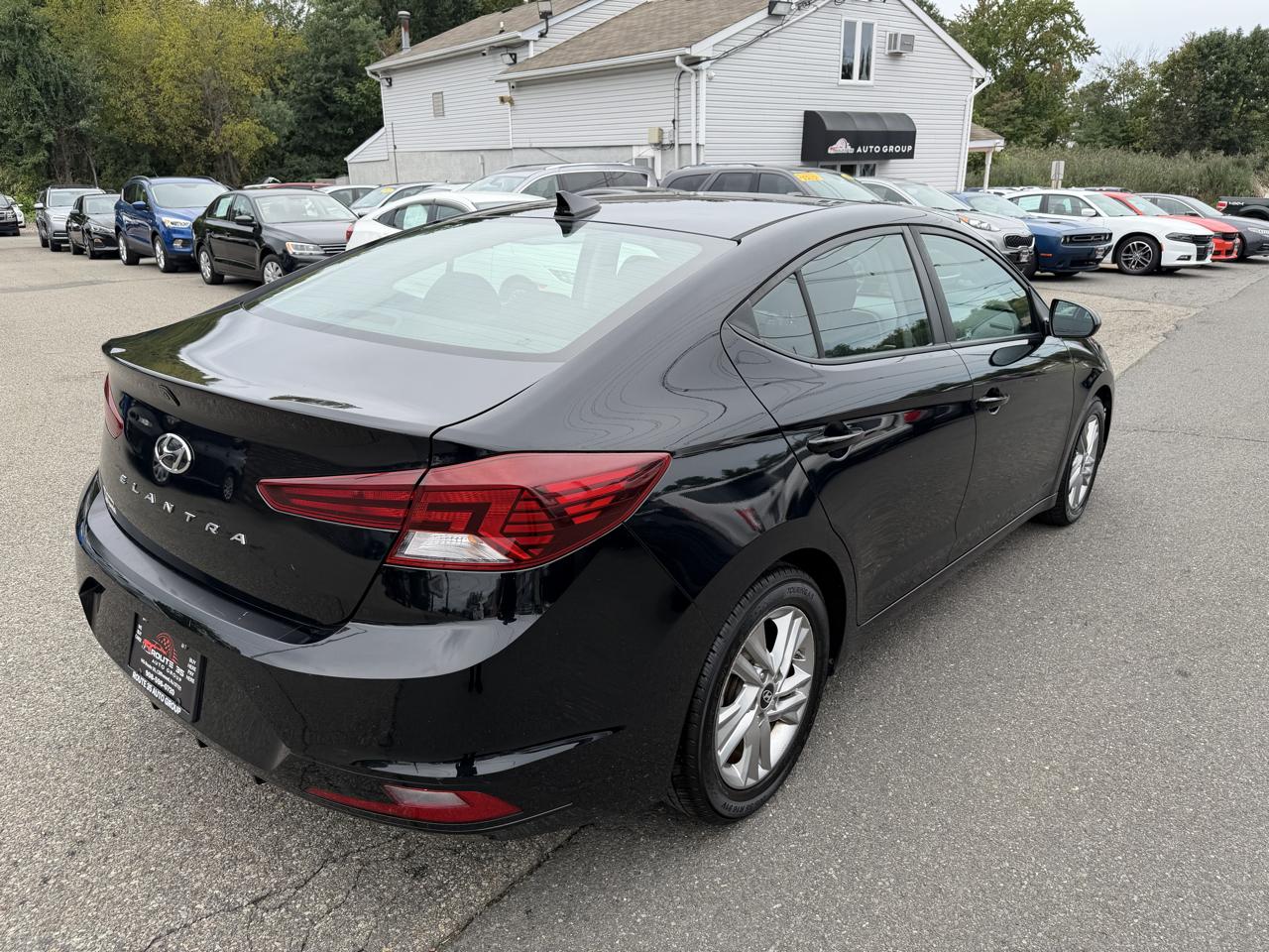 Hyundai Elantra Limited 2019
