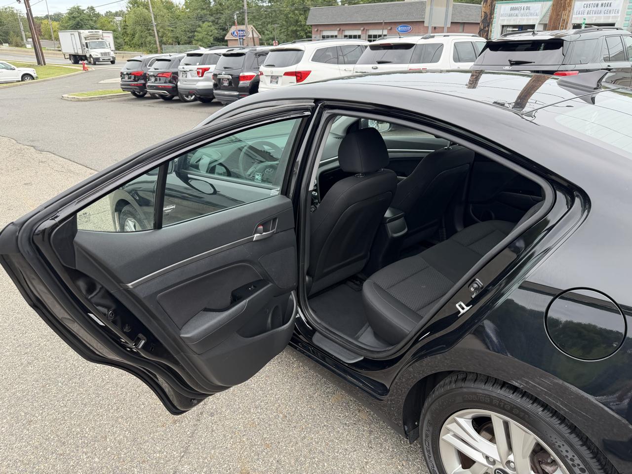 Hyundai Elantra Limited 2019