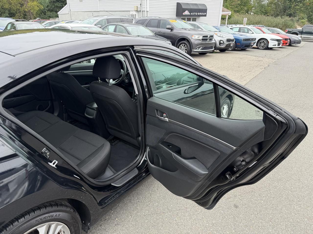Hyundai Elantra Limited 2019