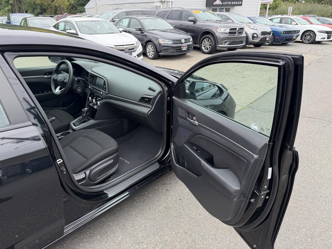 Hyundai Elantra Limited 2019