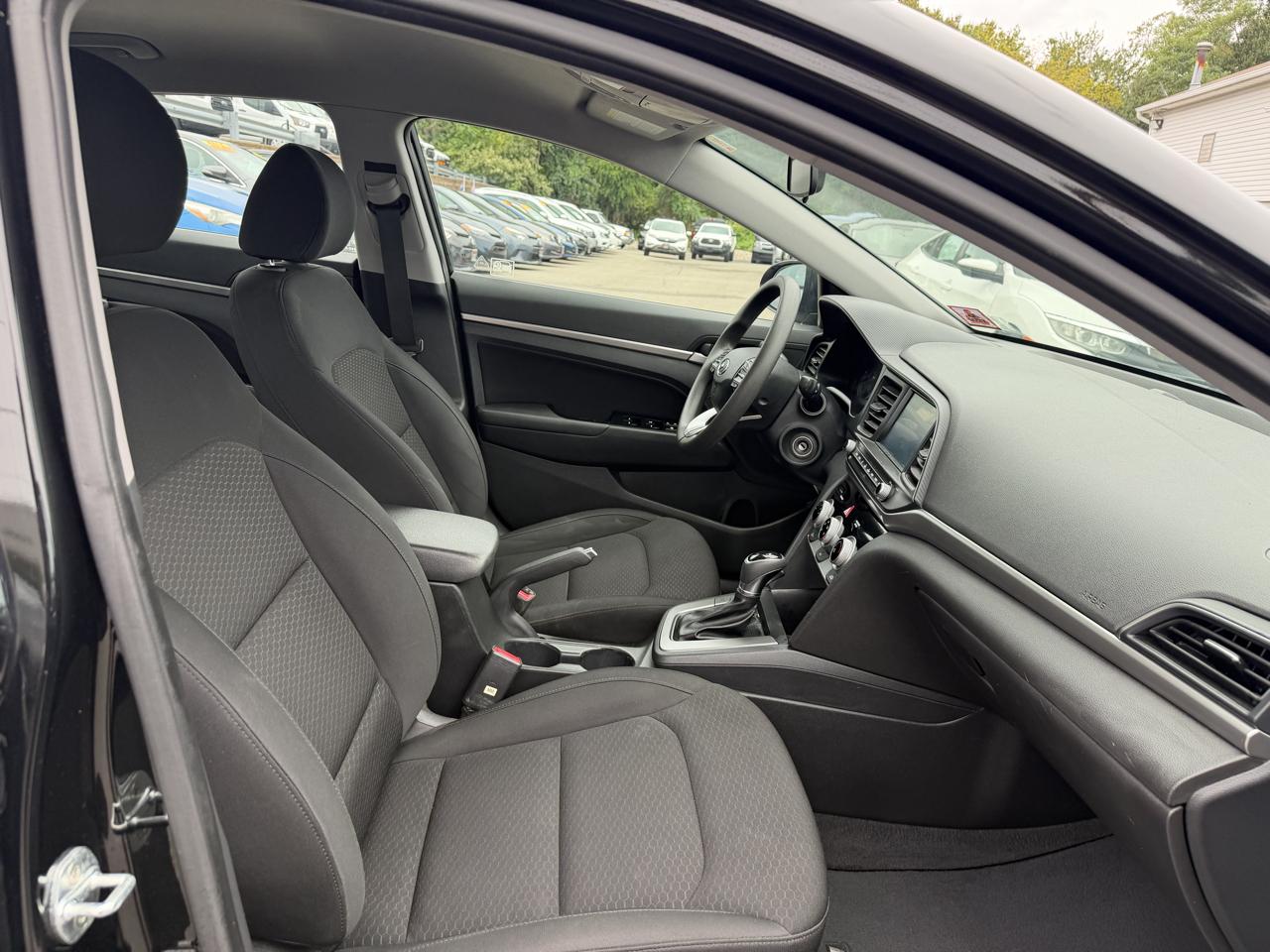 Hyundai Elantra Limited 2019