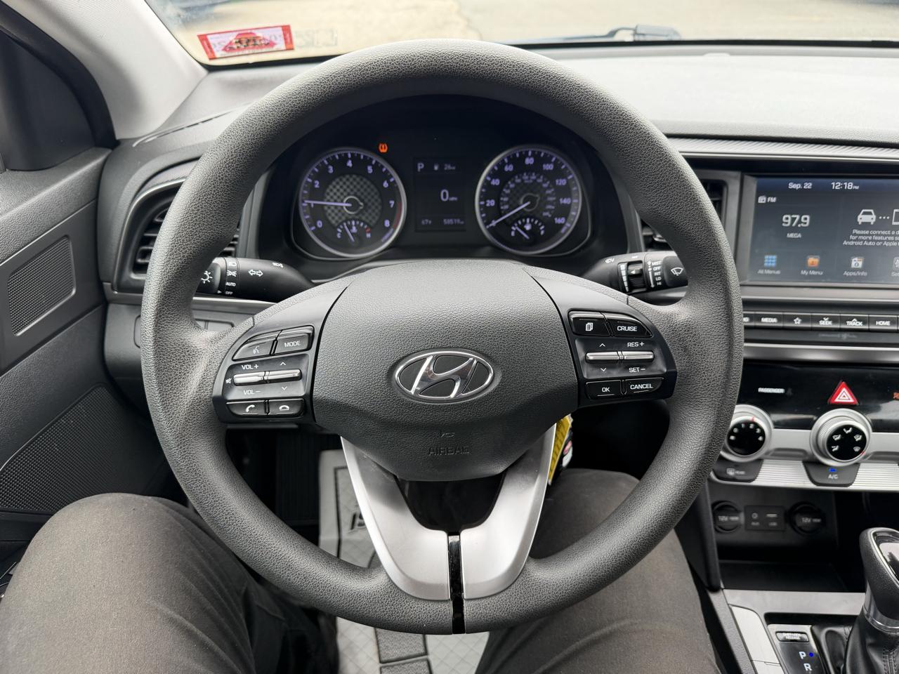 Hyundai Elantra Limited 2019