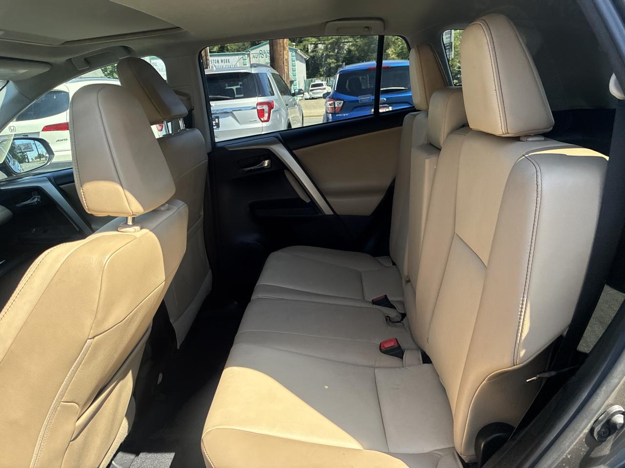 Toyota RAV4 Limited AWD 2015