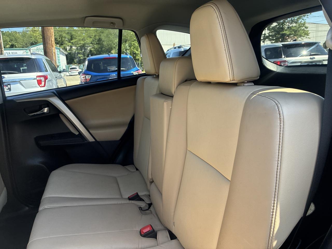 Toyota RAV4 Limited AWD 2015
