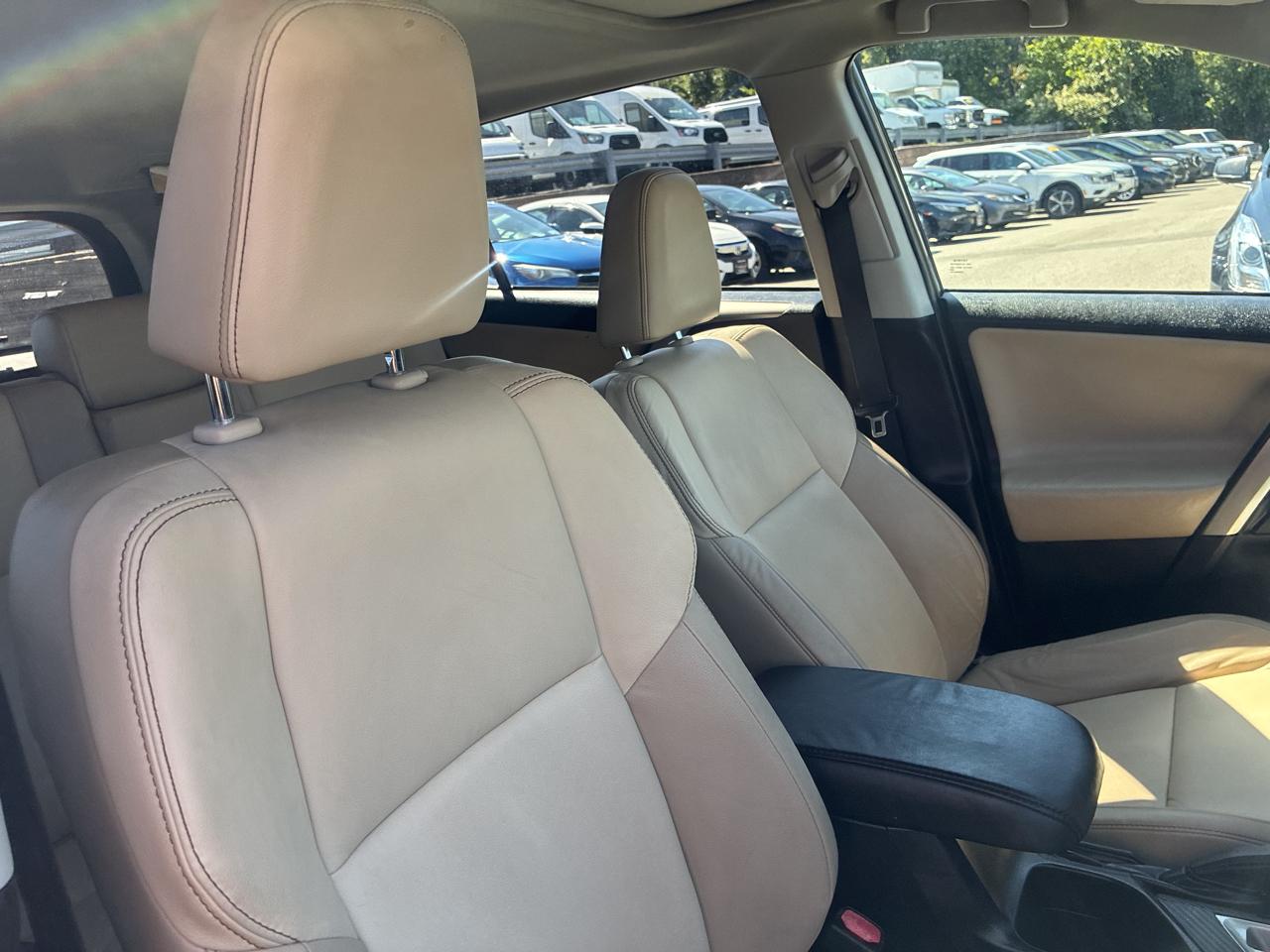 Toyota RAV4 Limited AWD 2015
