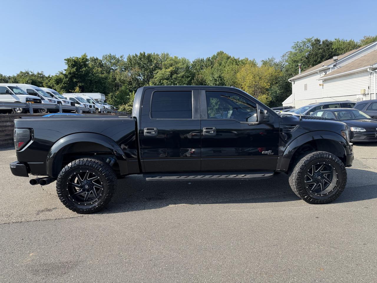 Ford F-150 SVT Raptor SuperCrew 5.5-ft. Bed 4WD 2012
