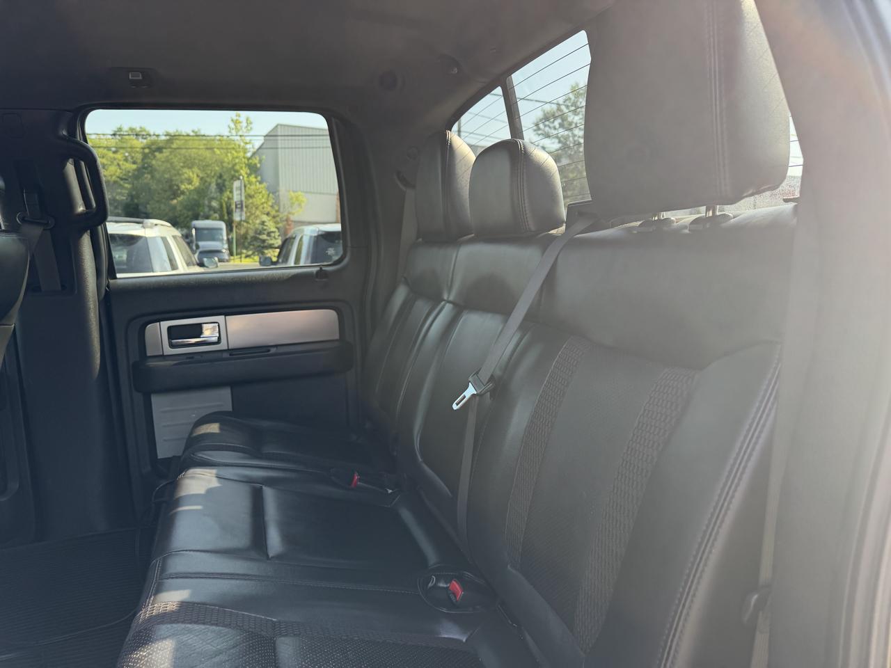 Ford F-150 SVT Raptor SuperCrew 5.5-ft. Bed 4WD 2012