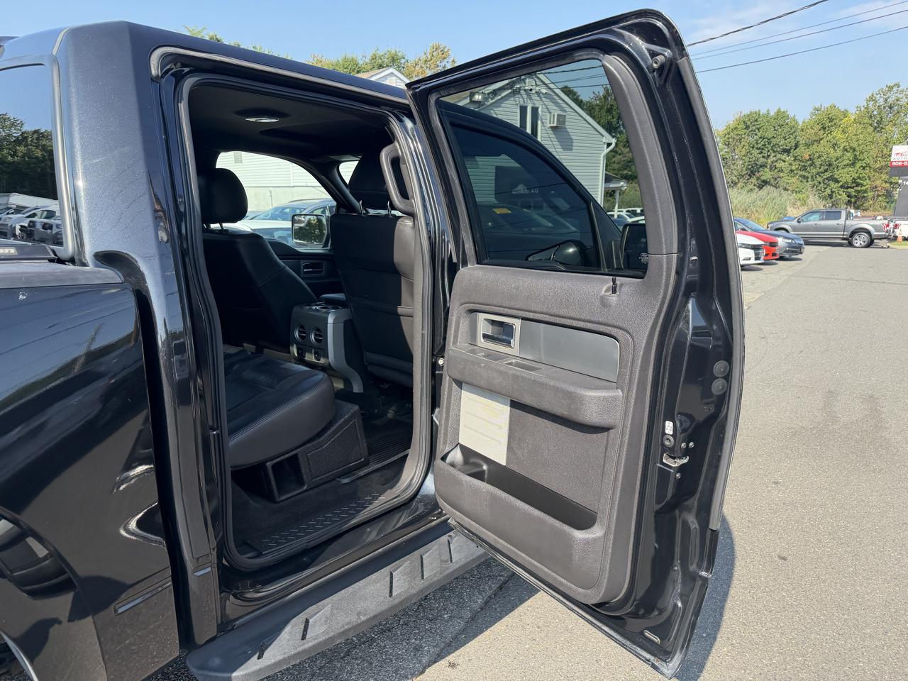 Ford F-150 SVT Raptor SuperCrew 5.5-ft. Bed 4WD 2012